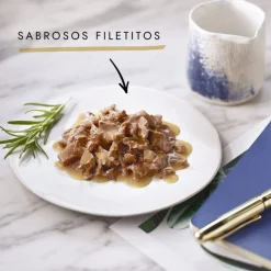 Gourmet Perle Filetes de Carne con Verduras en salsa sobre para gatos Online
